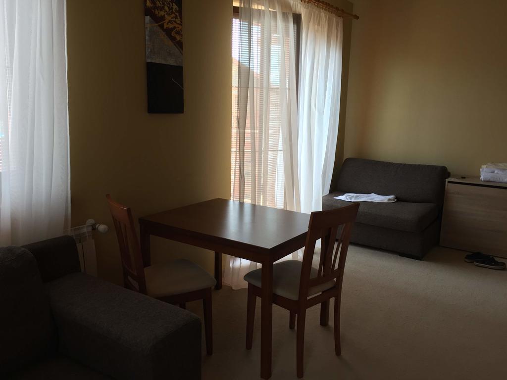 Apartman Fiona ヴェルカー・ロムニツァ エクステリア 写真